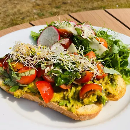 Kliff Butiik Majutus & Restoran *