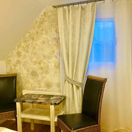 Kliff Butiik Majutus & Restoran * Panga