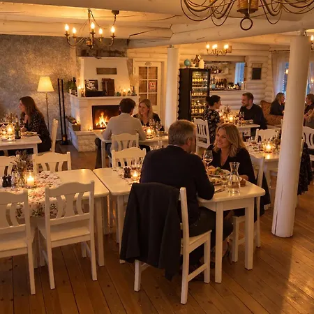 Kliff Butiik Majutus & Restoran Panga