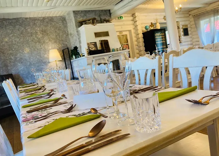 Kliff Butiik Majutus & Restoran Hotel *