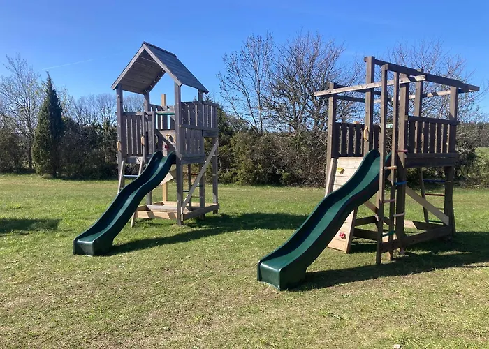 Hotel Kliff Butiik Majutus & Restoran Panga